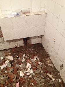 Banyo-su-kacak-noktası-bulma